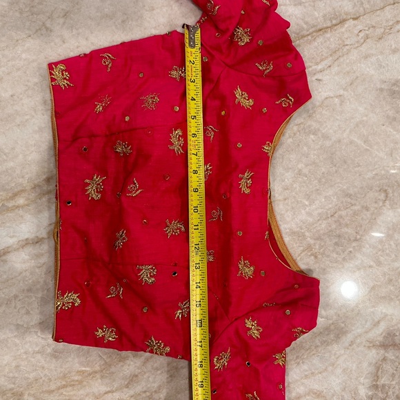 Pink Embroidered Bridal Lehenga Size Small - Picture 10 of 16